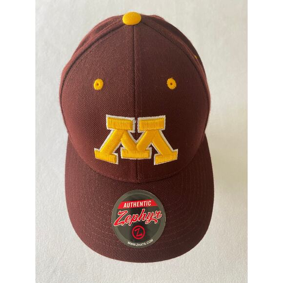 Minnesota Gophers / Zephyr Baseball Cap Adult One Size Strapback Wool Blend NWT - Picture 1 of 6